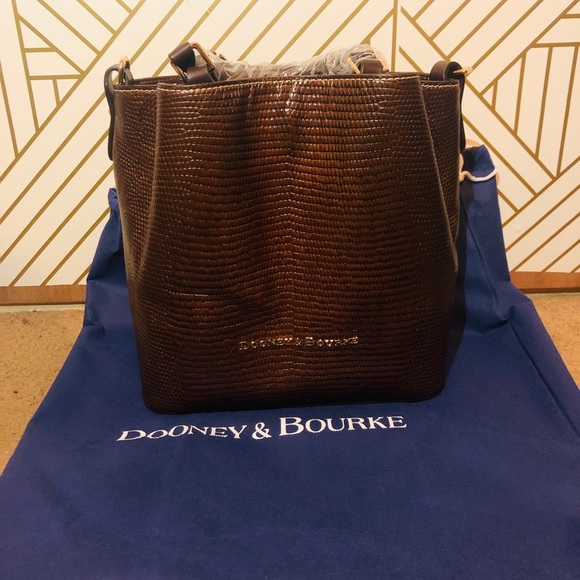 embossed lizard large barlow